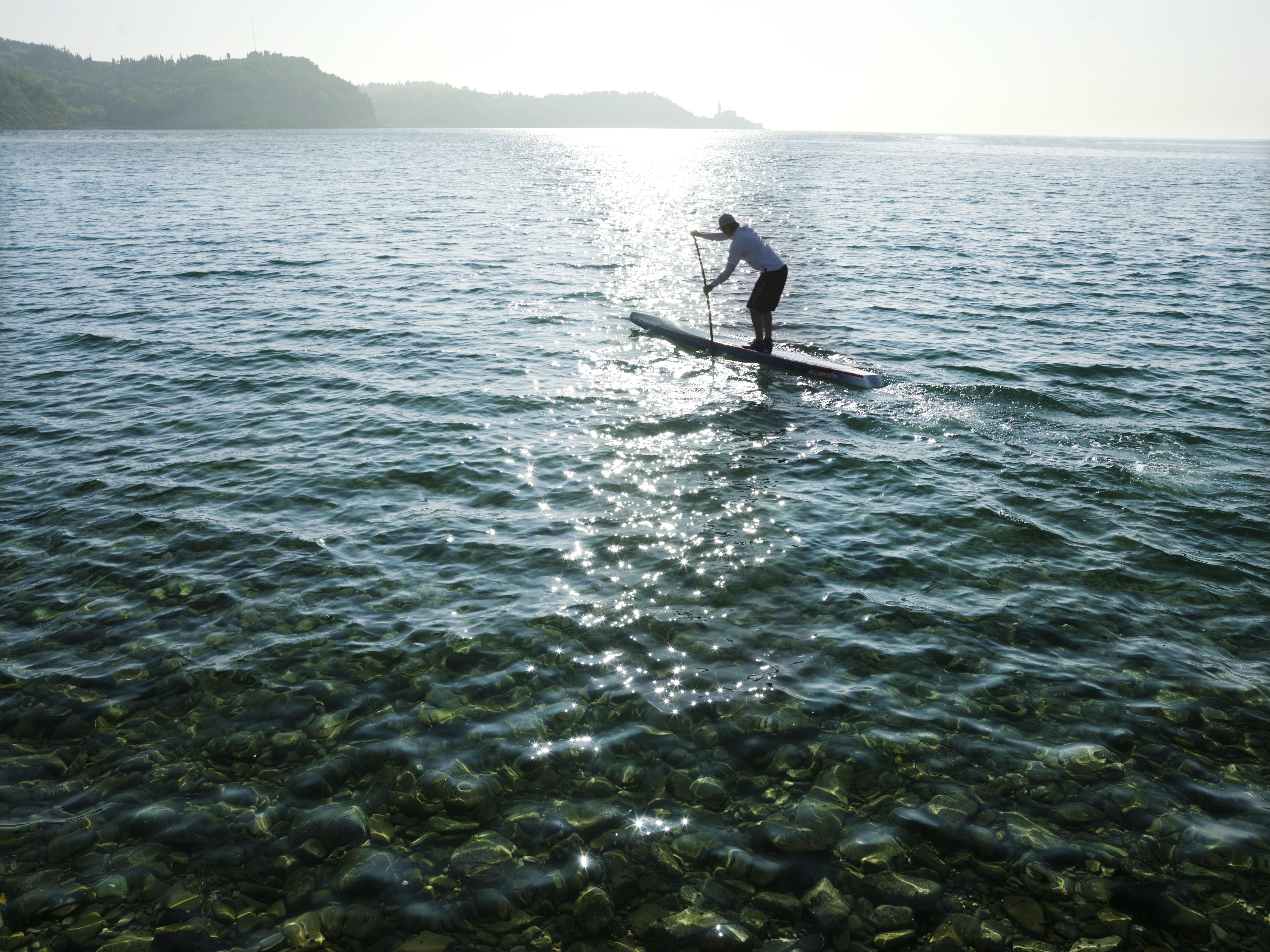 Hotel Slovenija - Terme & Wellness Lifeclass Πορτορόζ Εξωτερικό φωτογραφία Stand-up paddle boarder on Lake Balaton