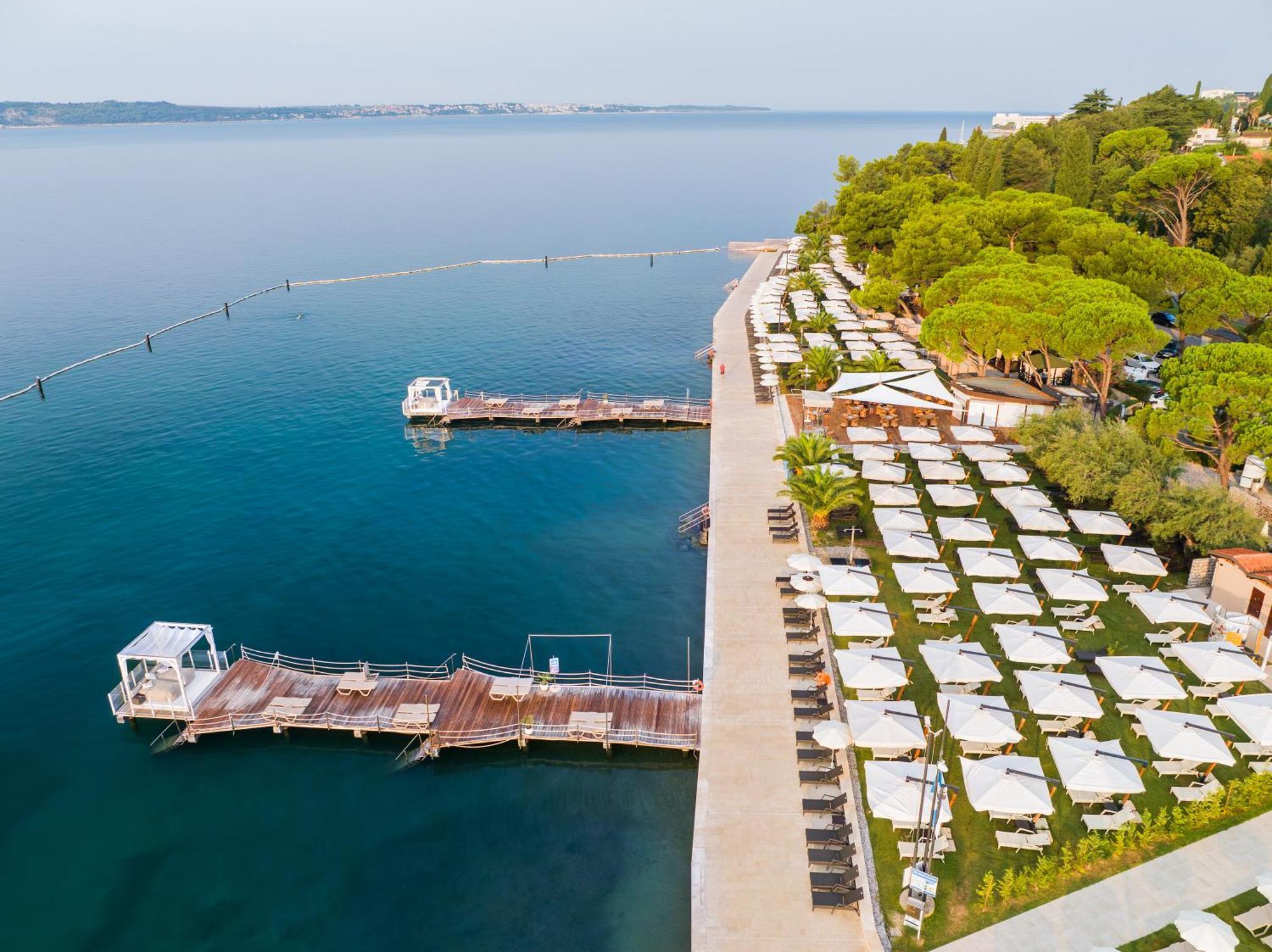 Hotel Slovenija - Terme & Wellness Lifeclass Πορτορόζ Εξωτερικό φωτογραφία Aerial view of the beach