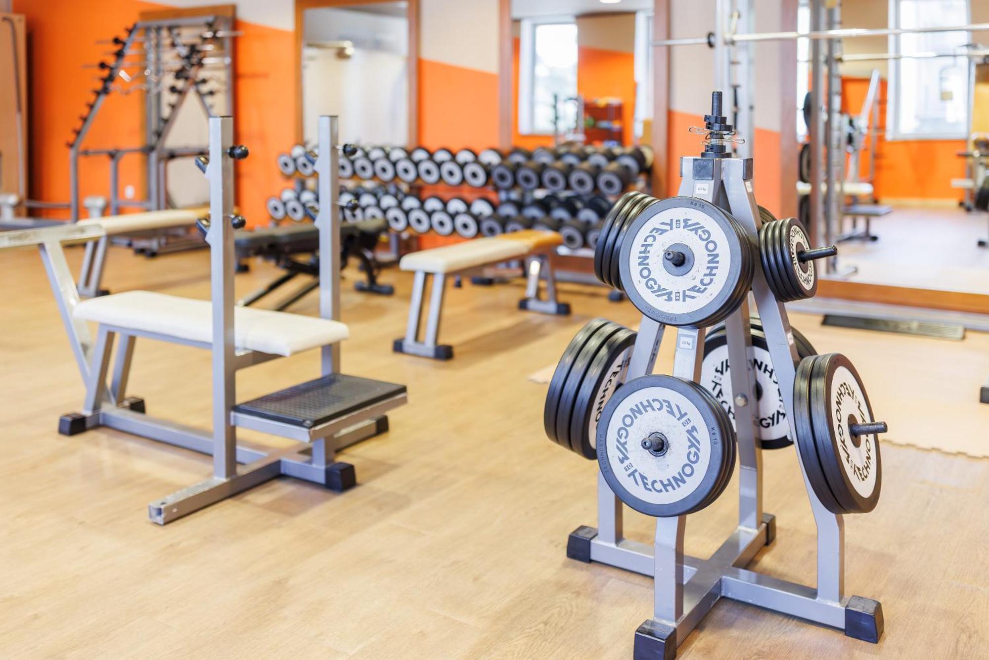 Hotel Slovenija - Terme & Wellness Lifeclass Πορτορόζ Εξωτερικό φωτογραφία A weight room